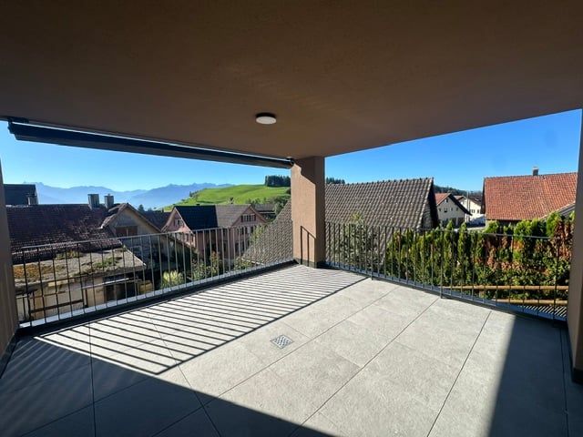 GOLDIG WOHNEN / NEUBAU / SONNE / AUSSICHT / RUHE / NATUR -  Bild 3