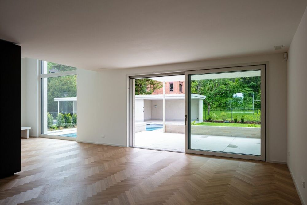 Exklusiver Neubau bezugsbereit - Exclusive new-build ready to move into -  Bild 11