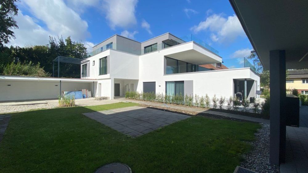 Exklusive, luxuriöse 2 Zimmer Eigentumswohnung mit 42 m2 Terrassenfläche -  Bild 1