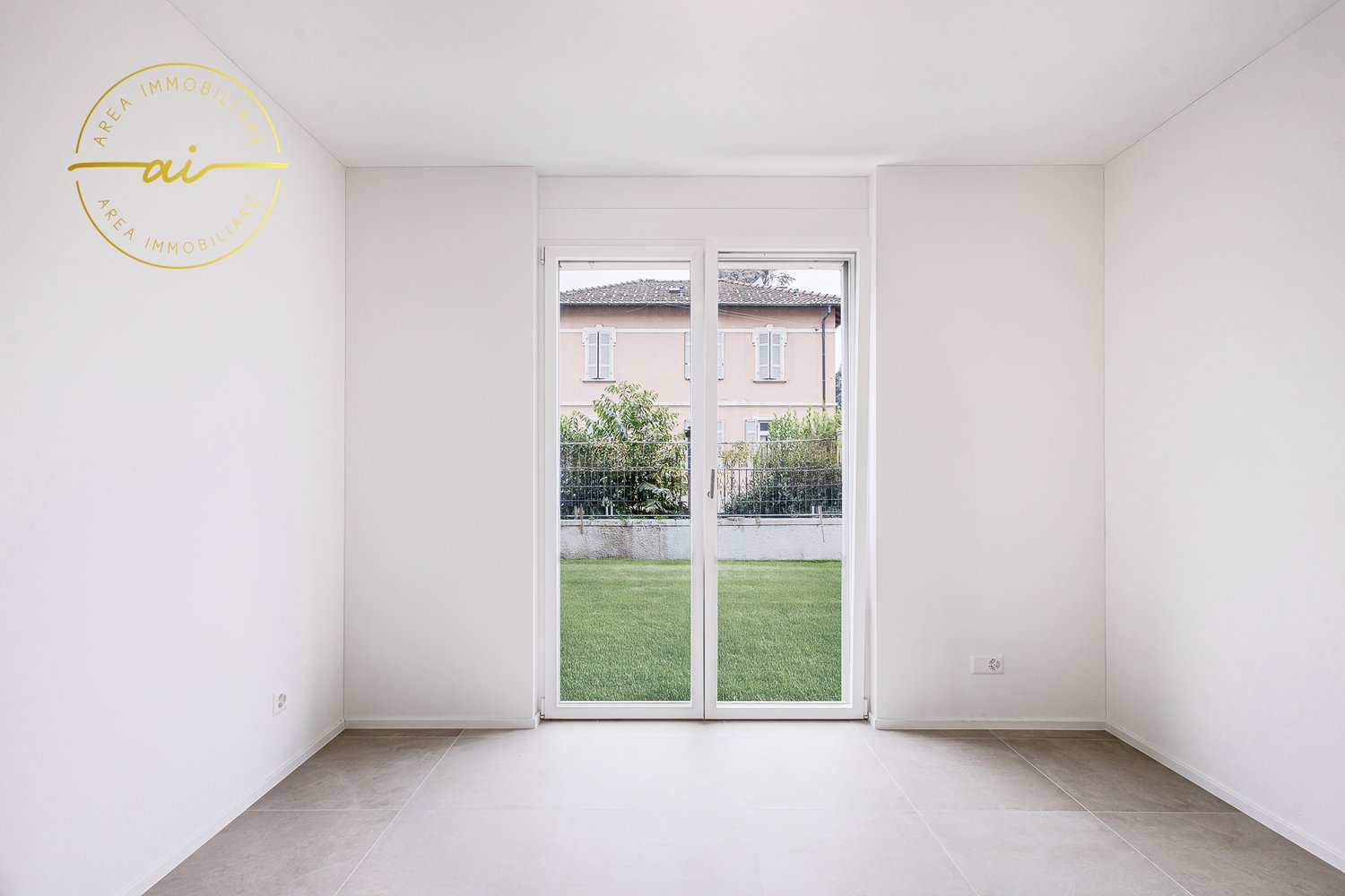 NUOVO 4.5 LOCALI CON GIARDINO PRIVATO IN ELEGANTE RESIDENZA A BALERNA - Bild 13