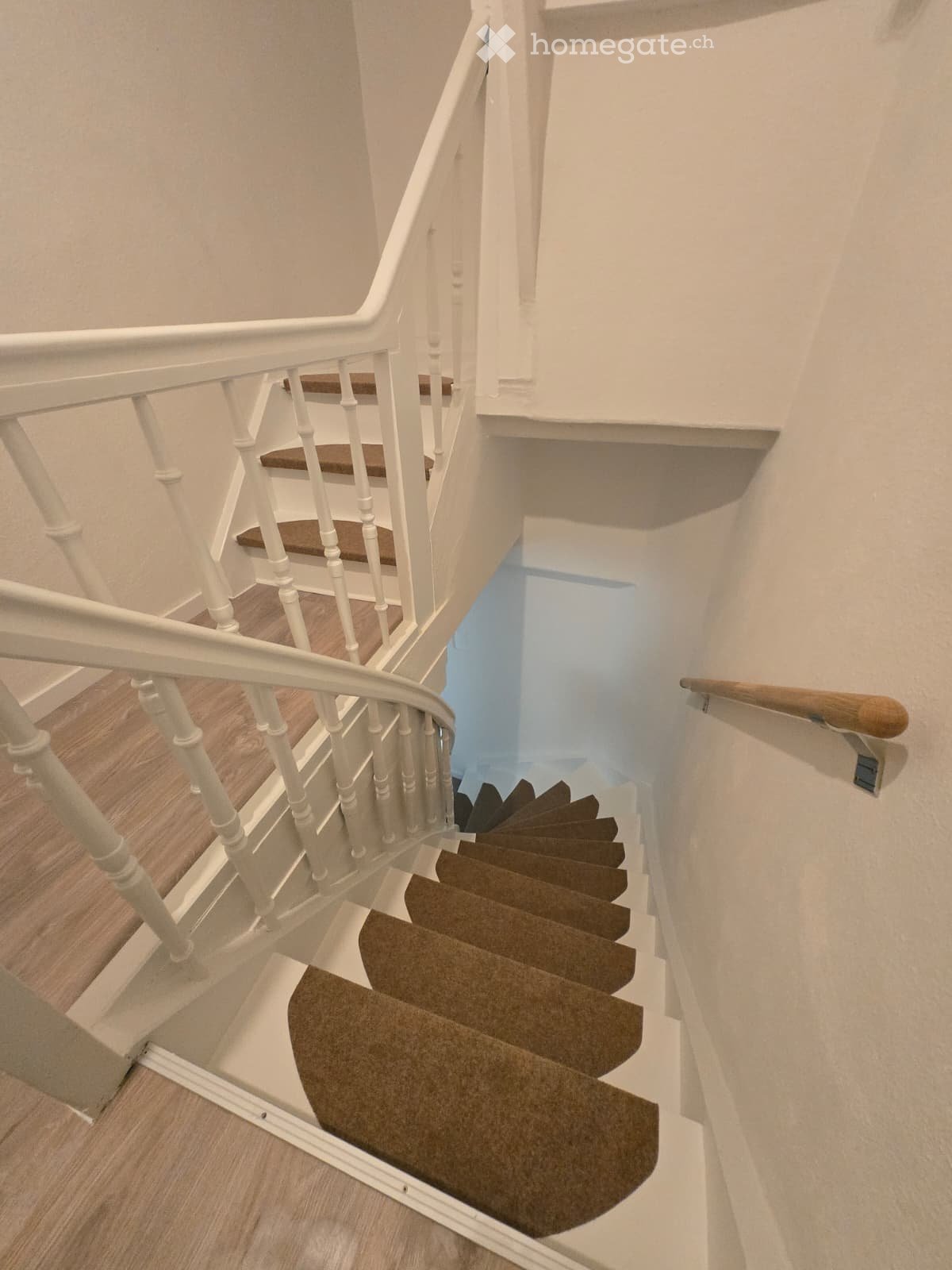 Exklusives 6.5-Zimmer-Einfamilienhaus – frisch kernsaniert in Frenkendorf - Bild 3