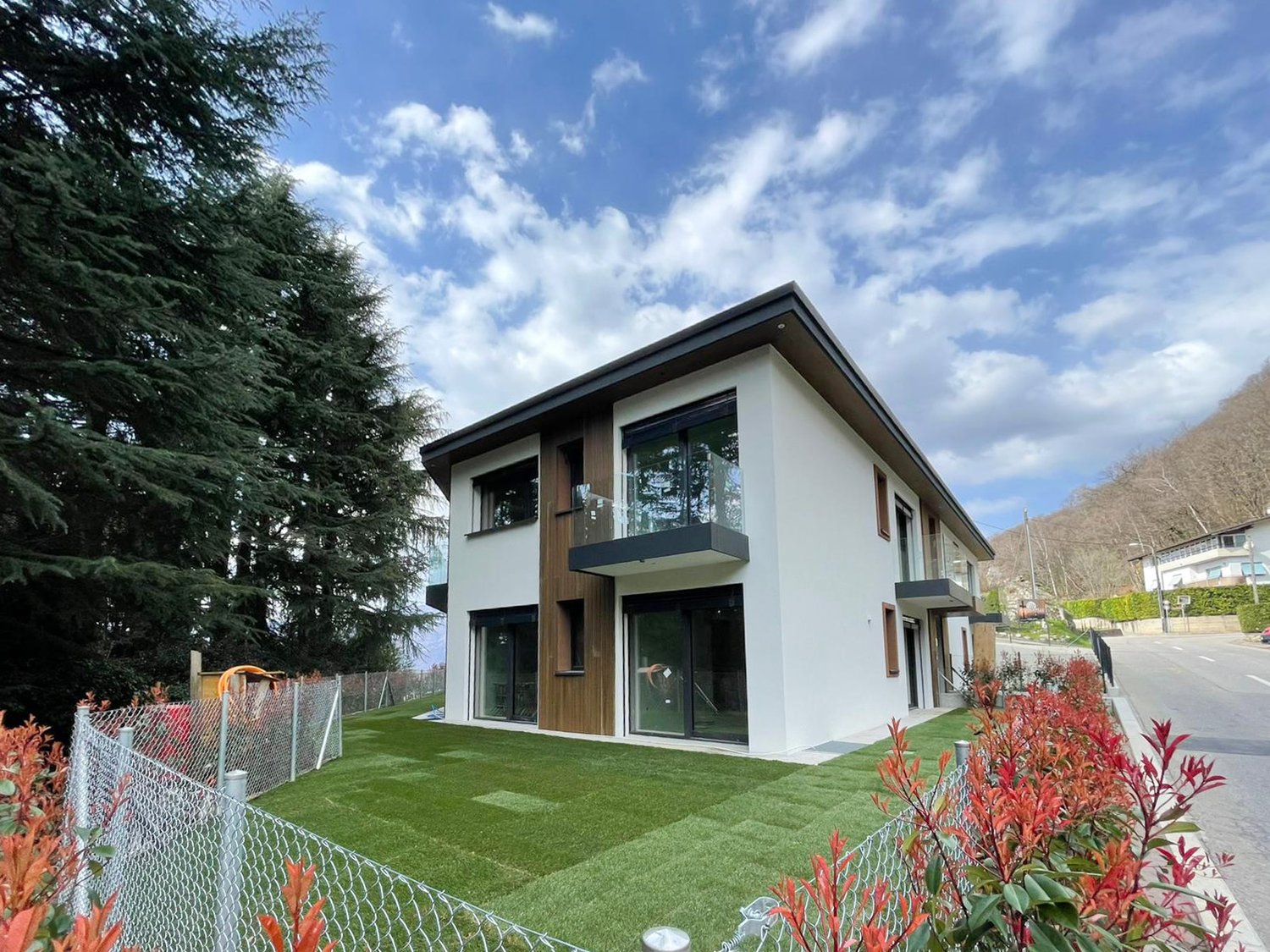 ESCLUSIVO 4.5 LOCALI DI NUOVA COSTRUZIONE CON GIARDINO - Bild 3