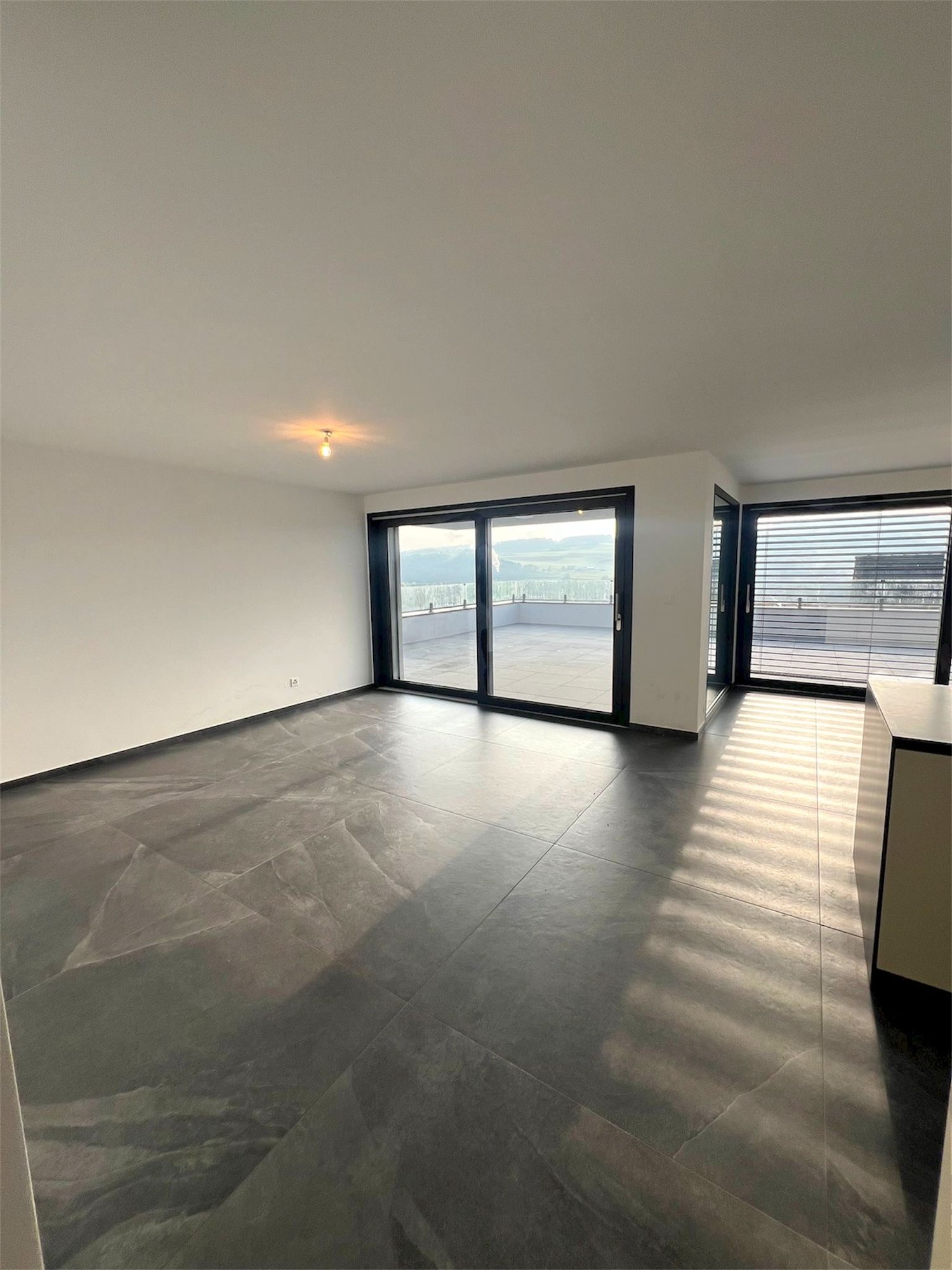 Villa moderne avec vue imprenable à Lucens – 5.5 pièces - Bild 3