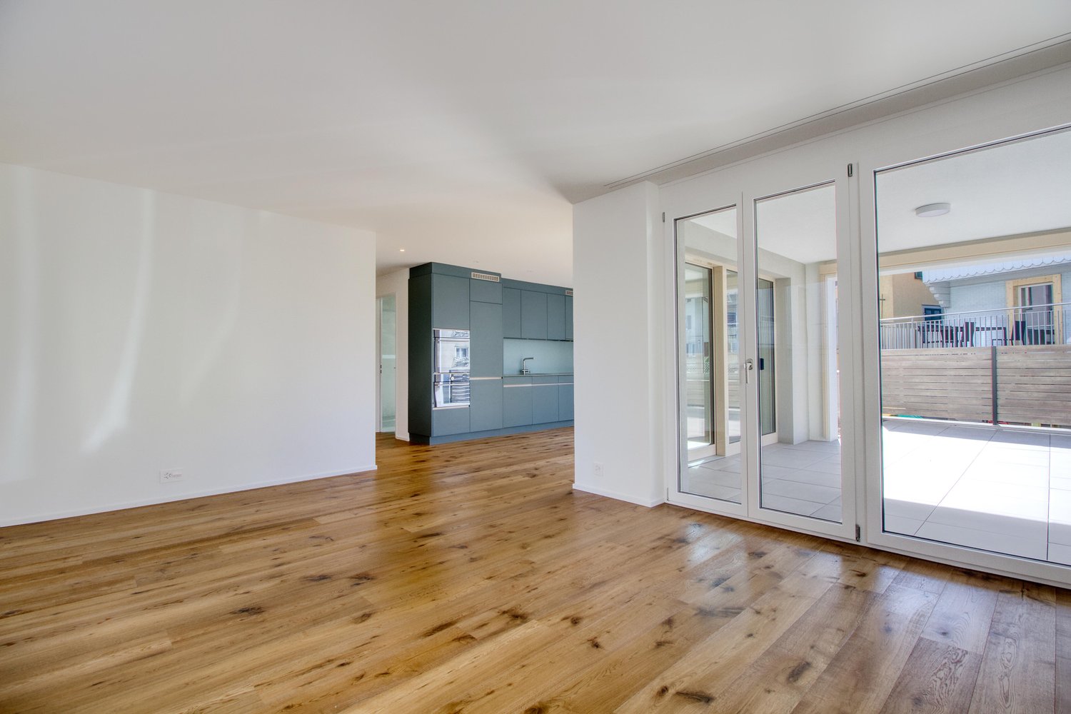 Grosszügige, helle 2.5-Zi-Gartenwohnung an zentraler Lage. Am Lohrengässli. - Bild 1