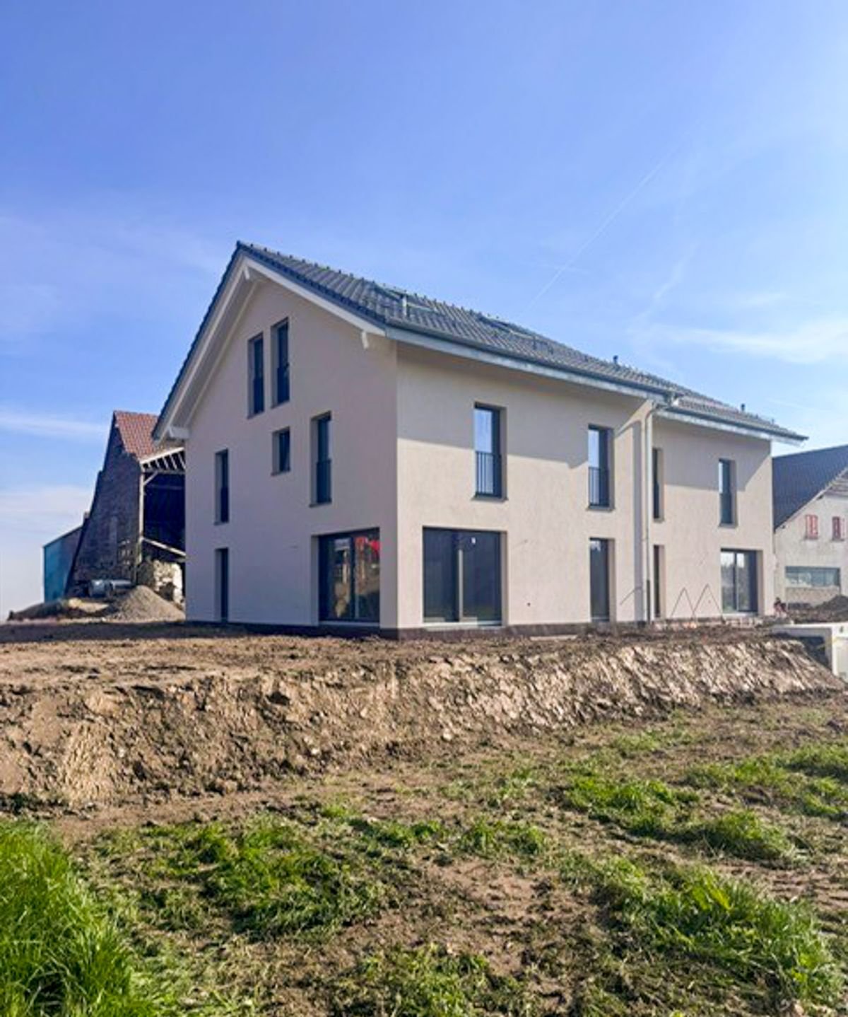 A seulement 5 km d'Yverdon-les-Bains - Dans le charmant village de Cronay - Bild 1