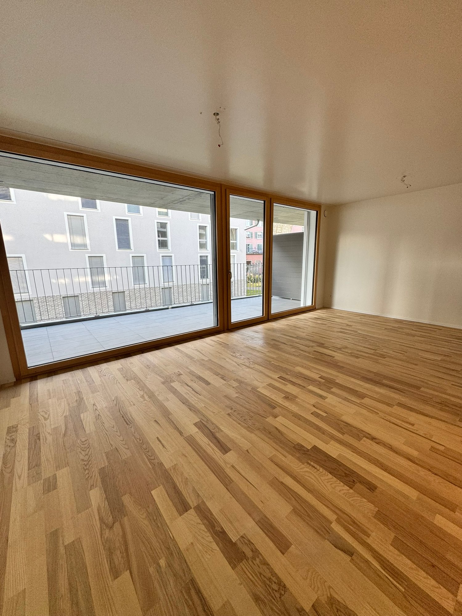 Moderne 3.5-Zimmerwohnung mit Balkon -  Bild 4