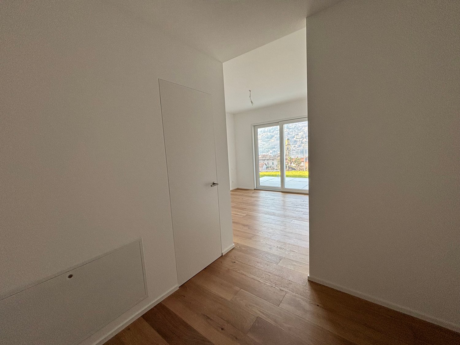 Neues Penthouse in Brusino - Seesicht und Bootsplatz! - Bild 4