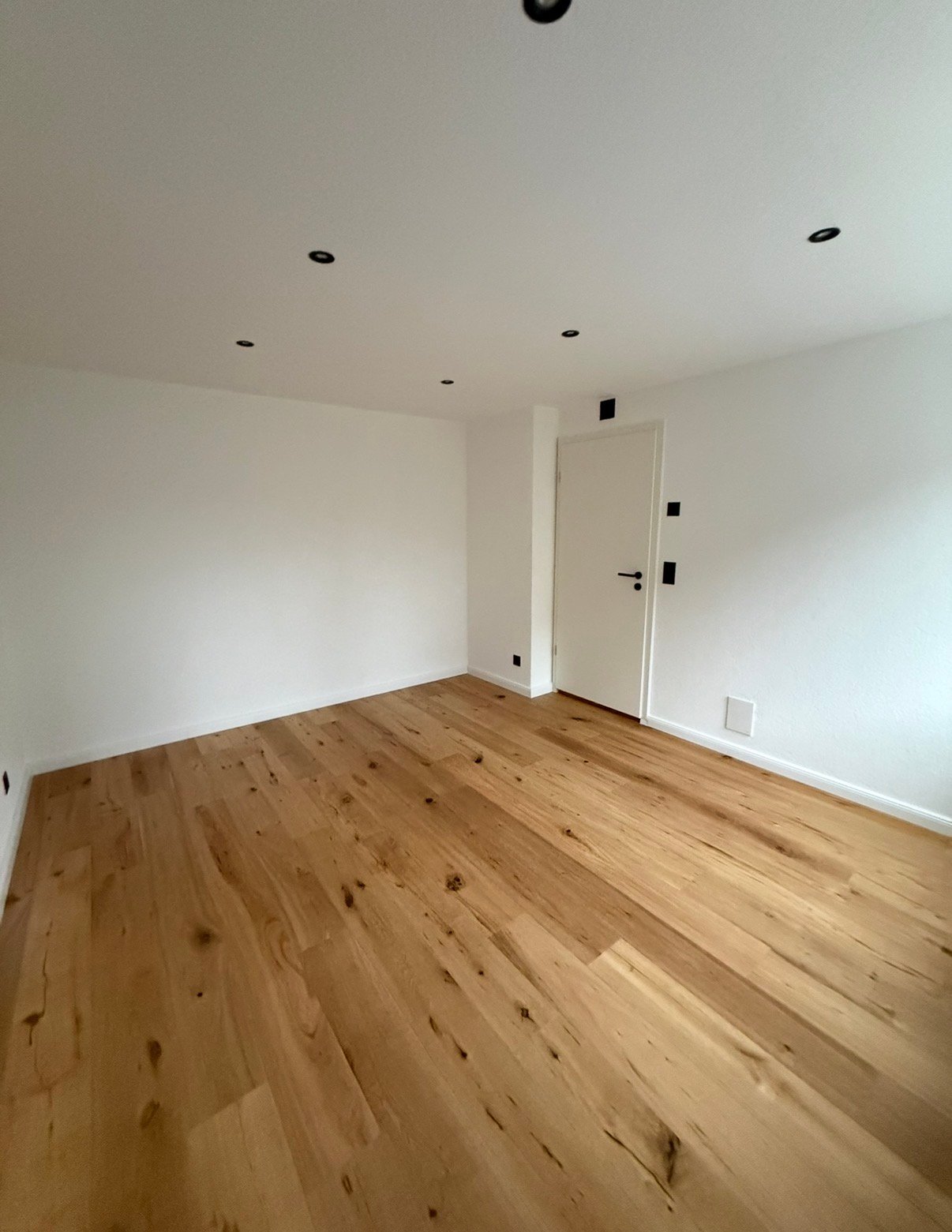 Exklusive Designerwohnung mit Garten (Vorderplatz), Terrasse & Smart-Home – Wohnen wie im Neubau - Bild 2