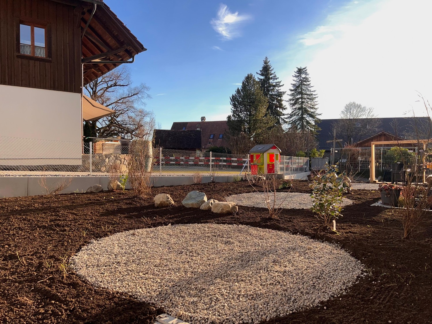 Neubau Erstbezug - Hochwertiges 5.5 Zimmer Reihenhaus mit Garten -  Bild 5