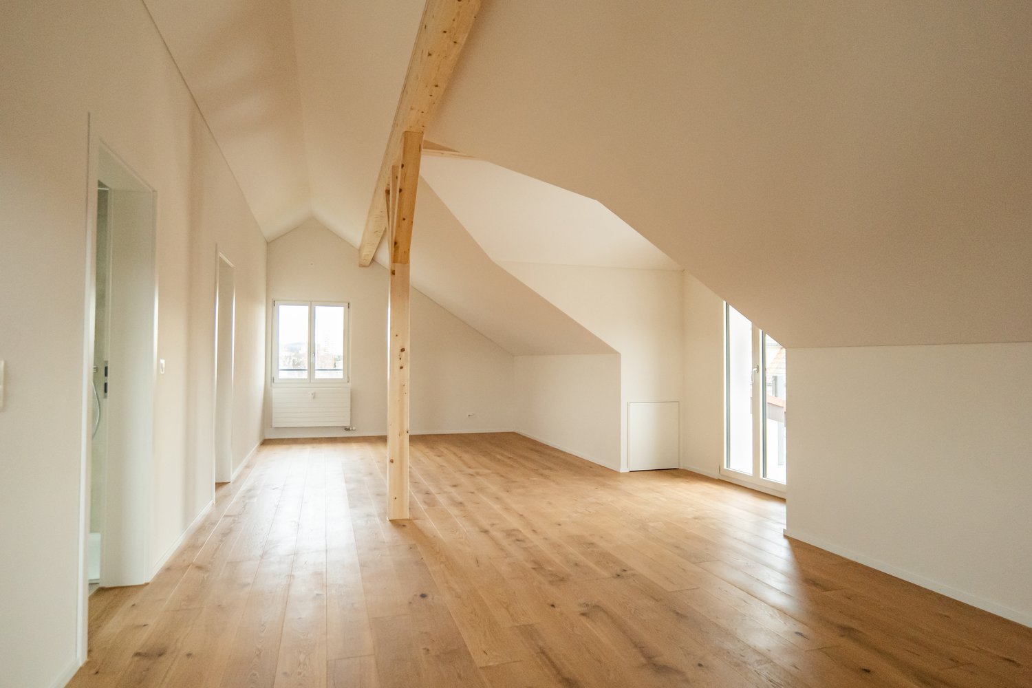 Erstbezug: einzigartige 4.5-Maisonettwohnung - innert 30 Minuten am Zürich HB - Bild 7