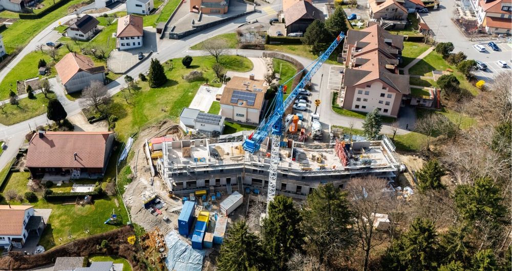 Spacieux appartement de 3.5 pièces au rez-de-chaussée à Sorens - Bild 1