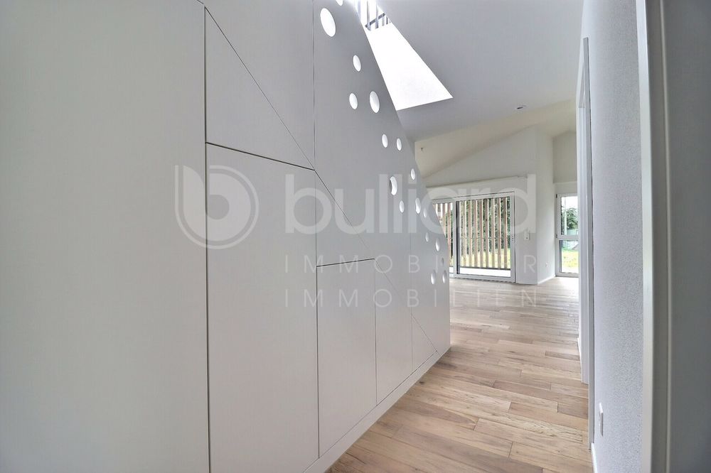Bel appartement de 4.5 pièces Rooftop / 2 places de parc intérieures - Entrée