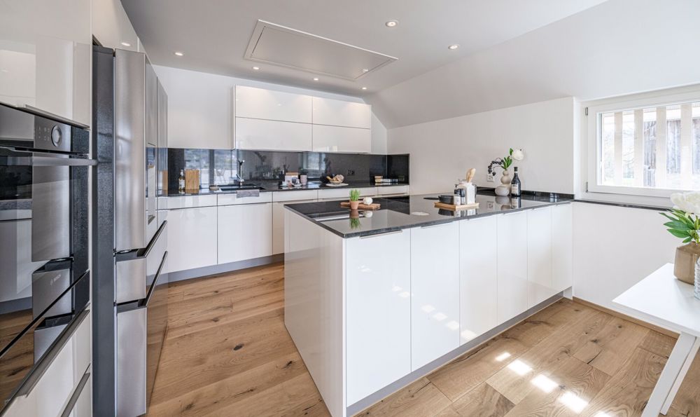 WOHNEN MIT SEEBLICK - EINFAMILIENHAUS MIT CHARME - Bild 4