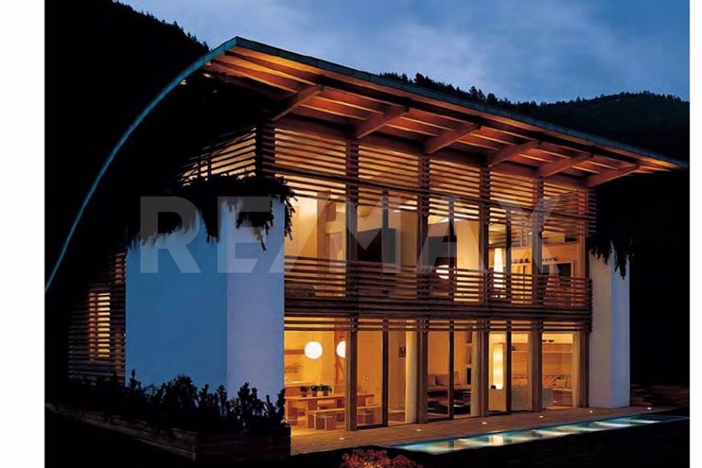 Ihr Traumhaus in Chur: Modern & Naturverbunden im "Heidi Haus - Bild 1