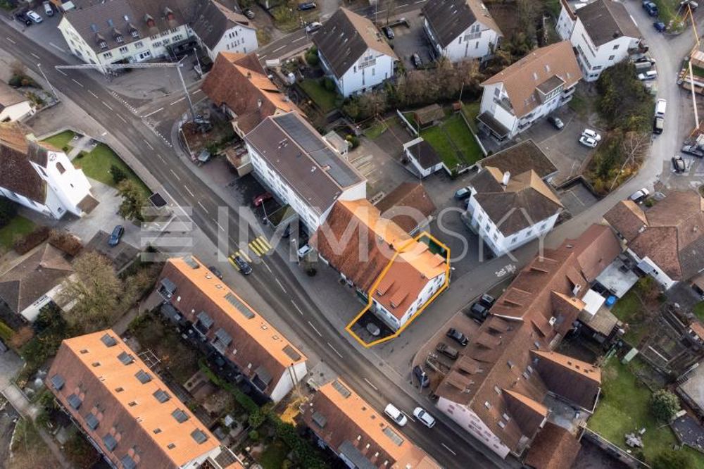 Top Lage, top Zustand: Sanierte Wohn- und Gewerbeimmobilie - Bild 1
