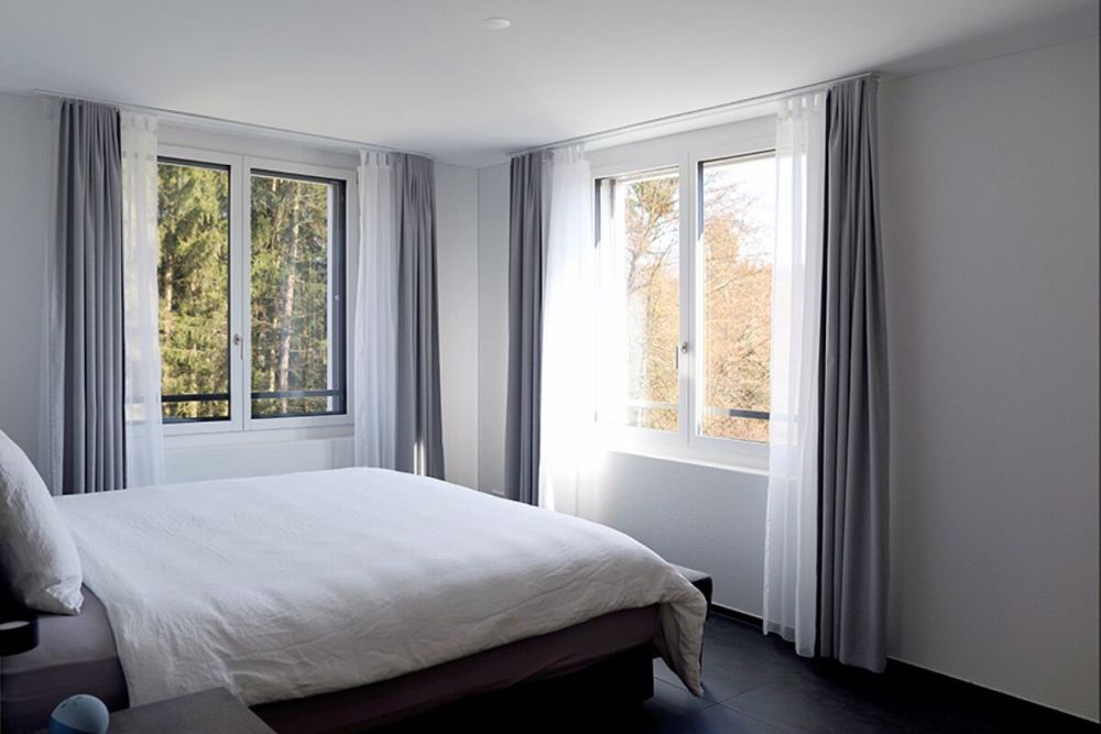 3.5 Zimmer-Attikawohnung - Bergsicht pur - Schlafzimmer