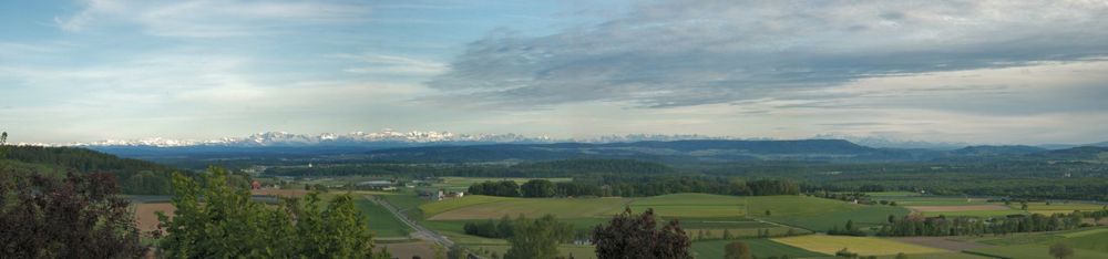 Bella Vista, über den Dächern von Uhwiesen - Panoramasicht