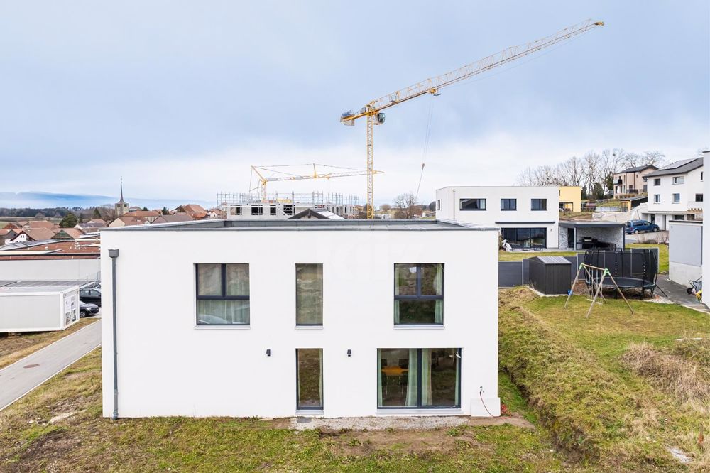 Splendide villa de construction récente avec grand jardin - Bild 2