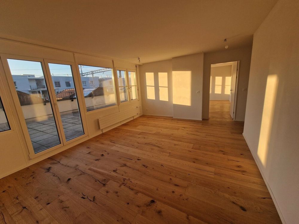 WOHNOASE: 175M2 MIT RIESIGER TERRASSE IM HERZEN VON SCHÖNBÜHL - Zimmer2