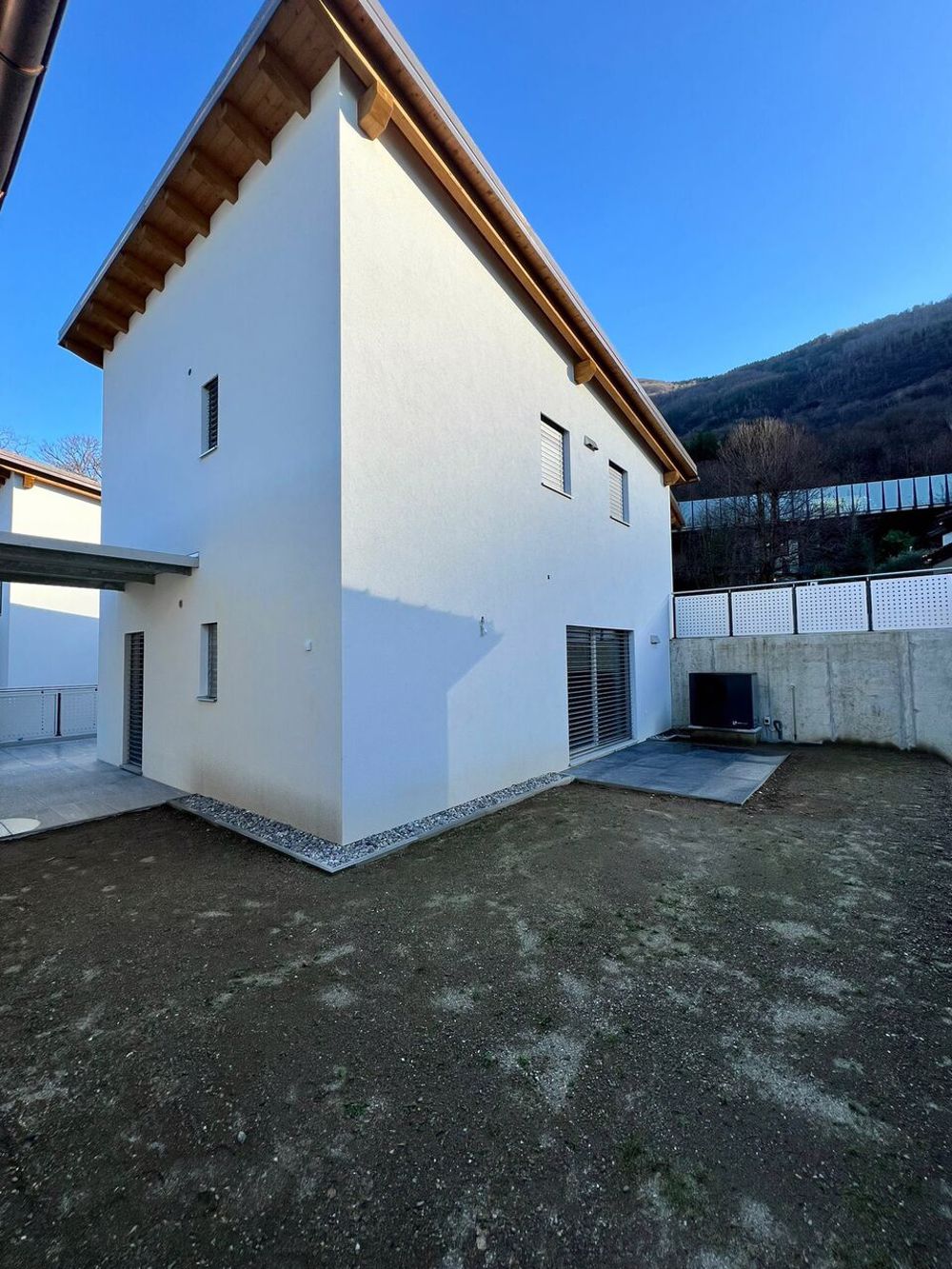 SANT'ANTONINO (Bellinzona) Villette indipendenti di 4.5 locali - casa 6
