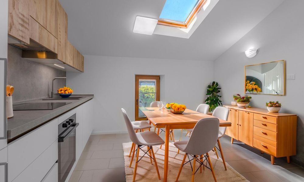 VIERZIMMER-WOHNUNG RENOVIERTE OBERSTES STOCKWERK IN SIGIRINO - Bild 2