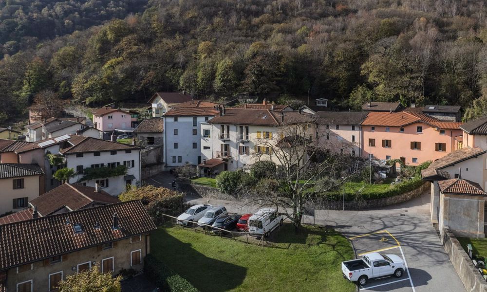 VIERZIMMER-WOHNUNG RENOVIERTE OBERSTES STOCKWERK IN SIGIRINO - Bild 9