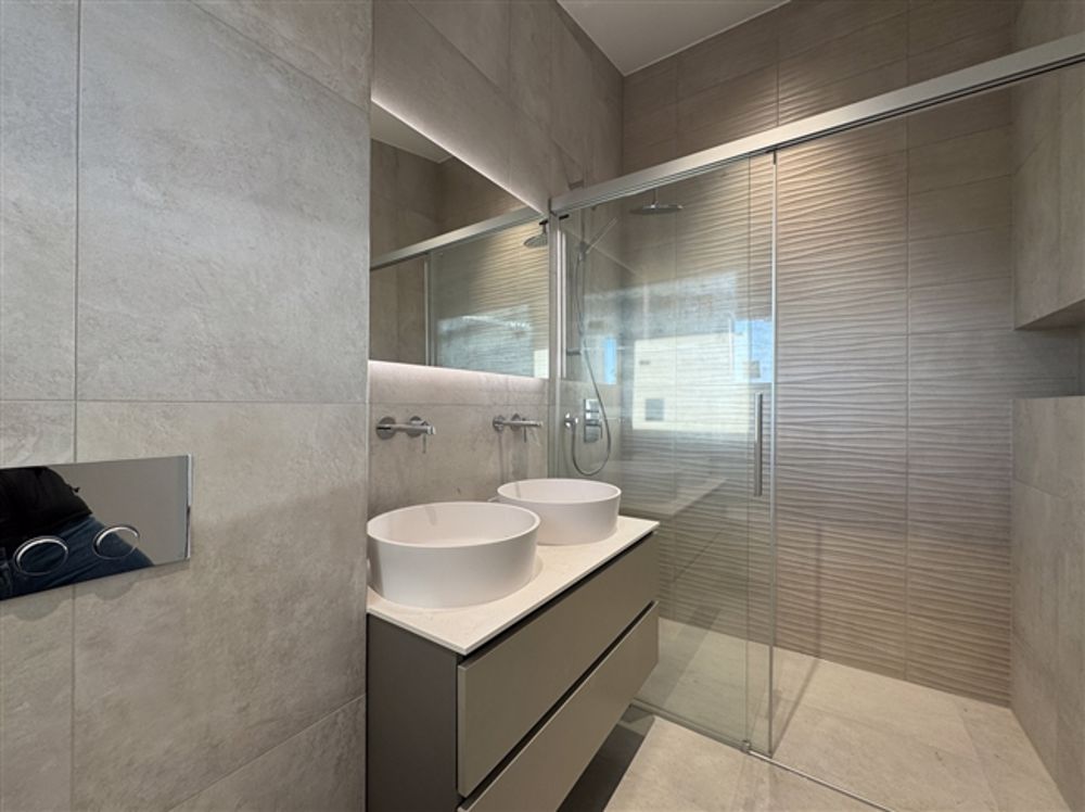 Neue Residenz mit 4 Wohnungen mit herrlichem Panorama - Bild 8