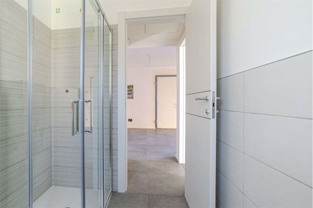 Neue 2.5 Zimmer in einer prestigeträchtigen Residenz - Bild 4