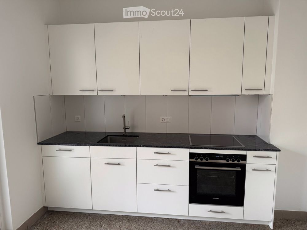 Komplett neu sanierte 4.5 Zimmerwohnung an bester Lage in Wabern - Bild 12