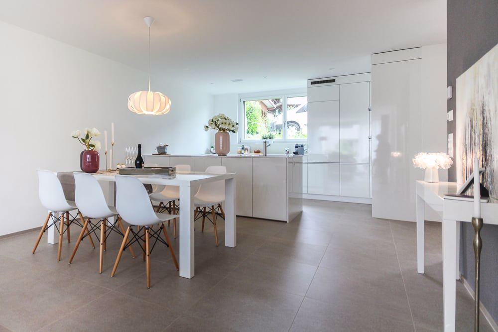 Hochwertig ausgebautes 5.5-Zimmer-Reiheneinfamilienhaus an zentrumsnaher Lage in Merenschwand AG - Bild 3