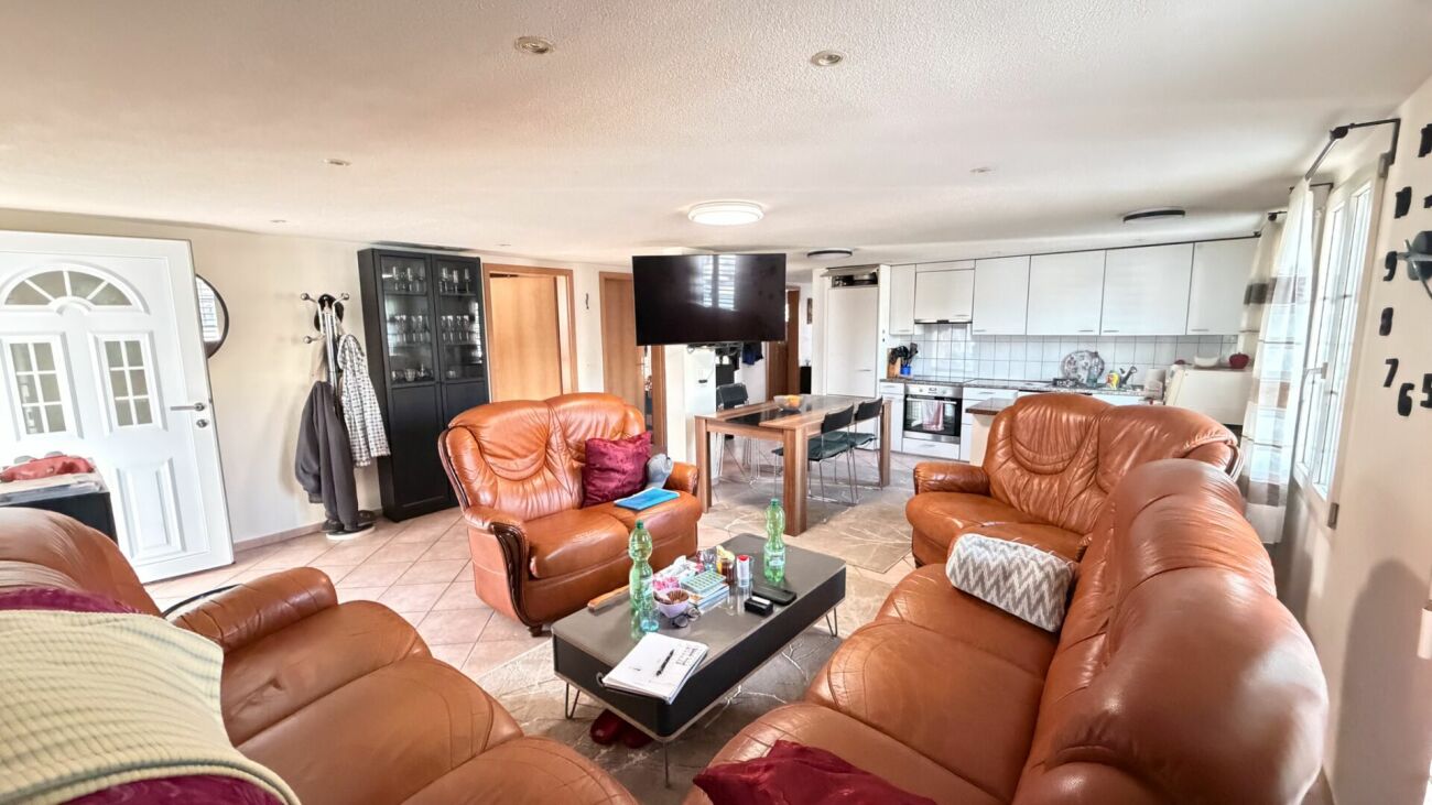 Kernsaniertes Wohnerlebnis für drei Parteien - Bild 4