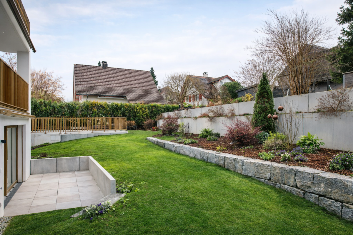 Stilvolle Neubauwohnung mit privater Gartenoase - Bild 1