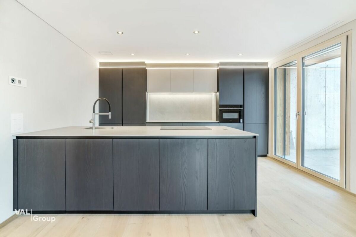 Top - Vermietobjekt - 3.5 Zimmerwohnung mit atemberaubender Weitsicht -  Bild 2