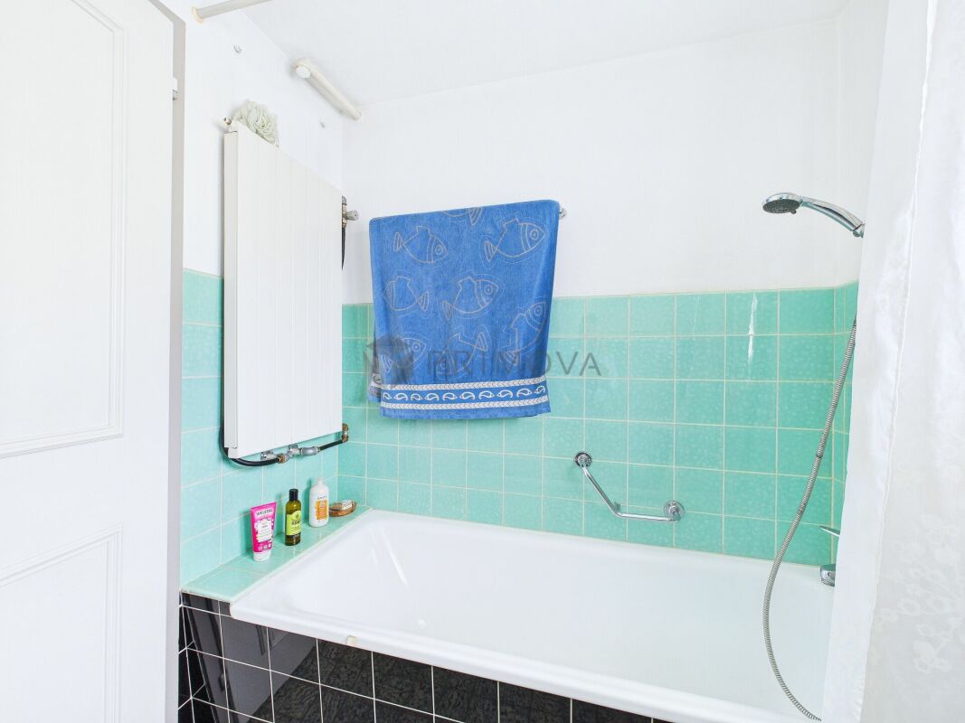 Nachhaltiges Wohnjuwel mit Panoramablick und Ausbaupotenzial - Bild 11