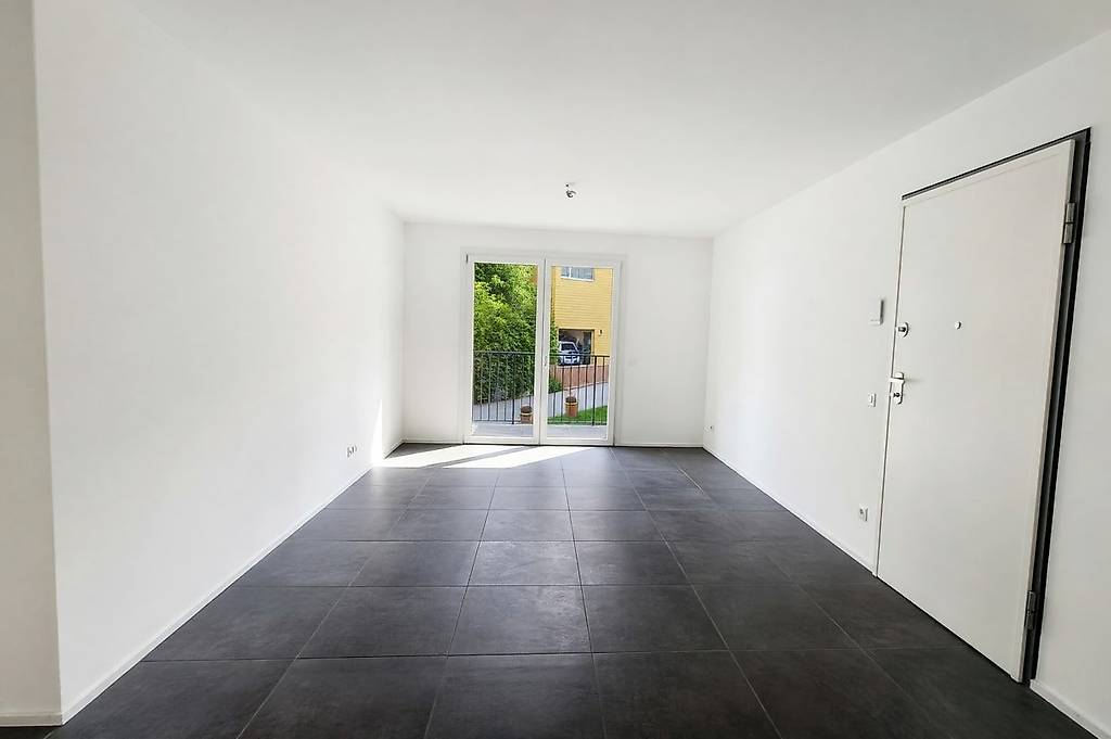 3,5 nuovo con terrazza coperta e due balconi a Vacallo -  Bild 2