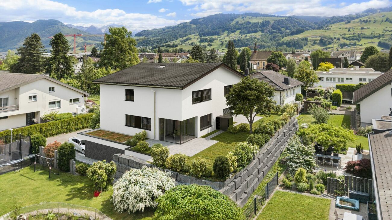 B19 - Familiäres Zuhause in Lachen am Zürichsee -  Bild 1