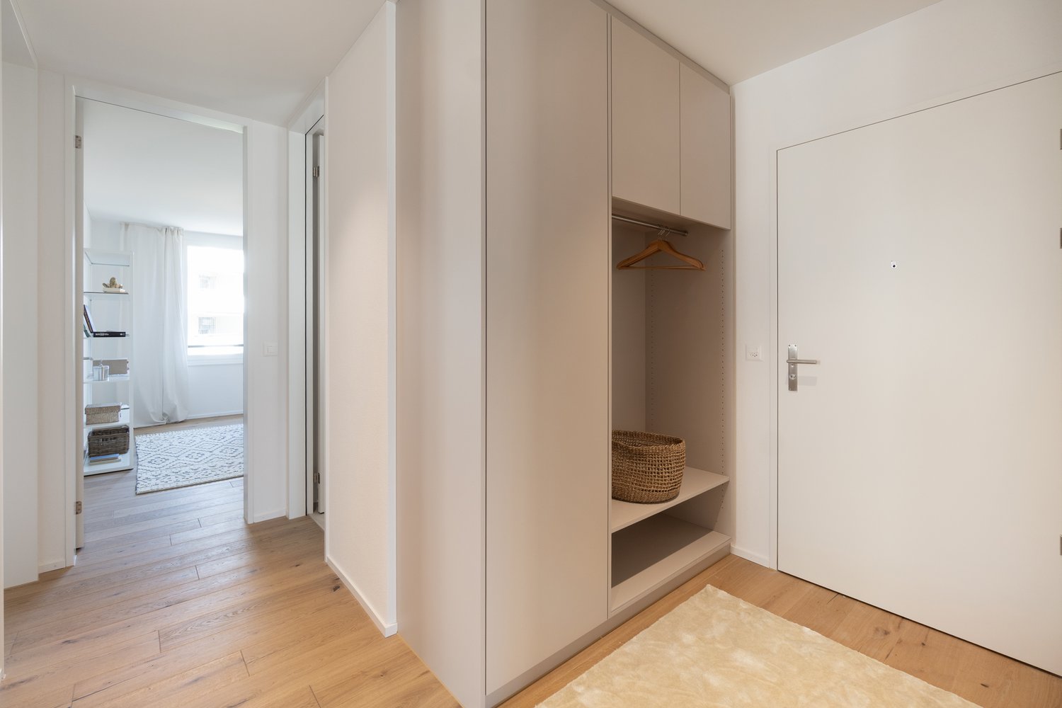 Familientraum mit Grünfläche, 5.5-Zimmer-Gartenwohnung im Herzen von Widnau -  Bild 3