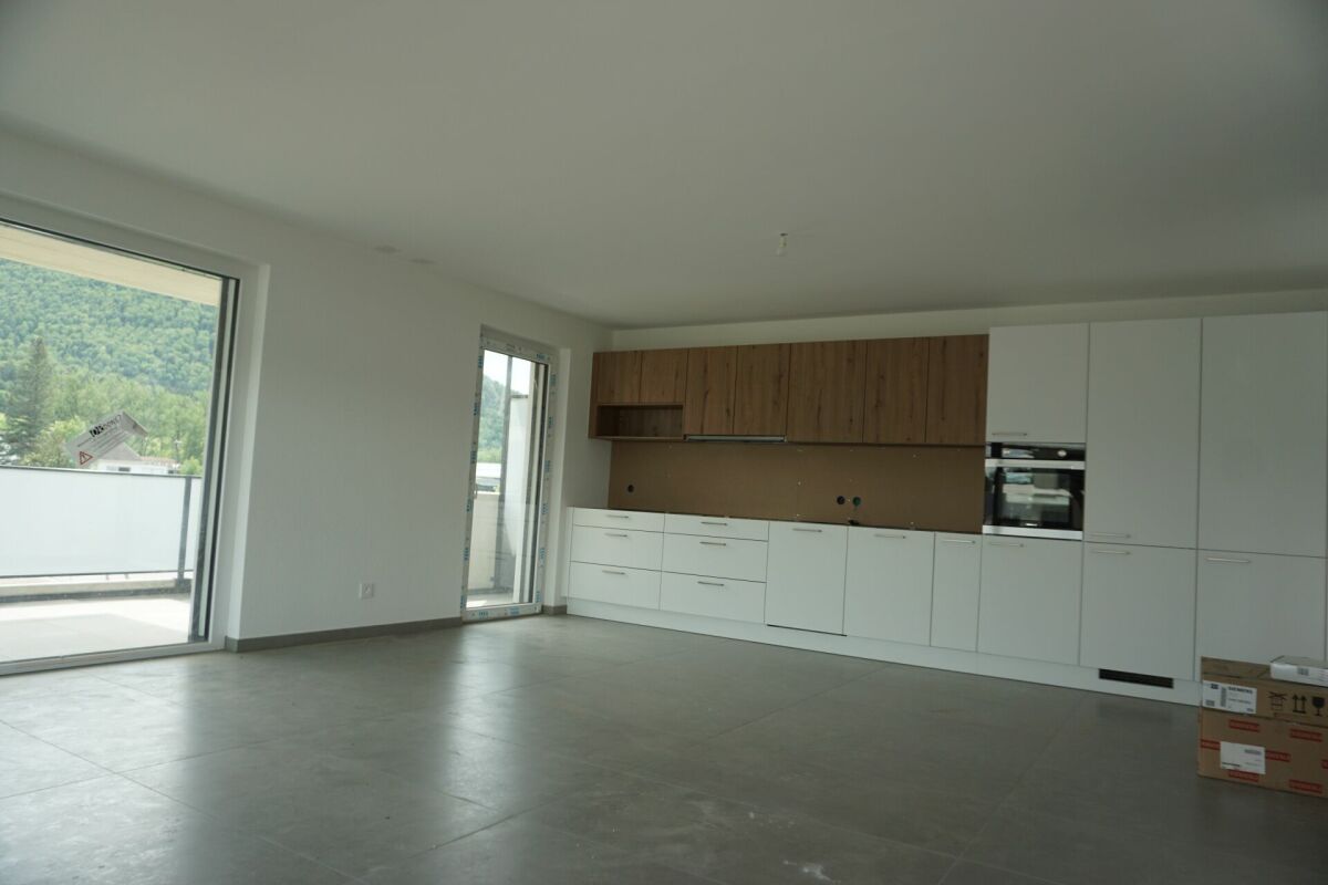 Appartement de 4,5 pièces - Surface nette de 105 m2 - Terrasse de 47 m2 - orienté ouest-nord/ouest -  Bild 1