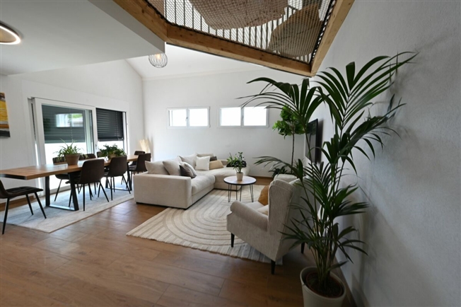 3,5-Zimmer-Doppelhaus-Penthouse -  Bild 2