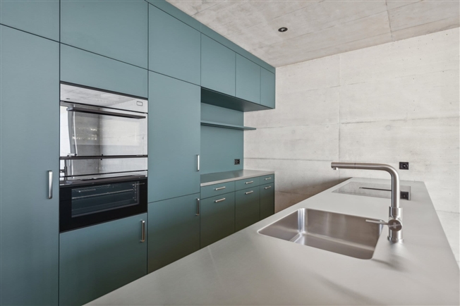 Luxuriöses Townhouse-Wohnen mit atemberaubendem Atrium und modernem Design -  Bild 10