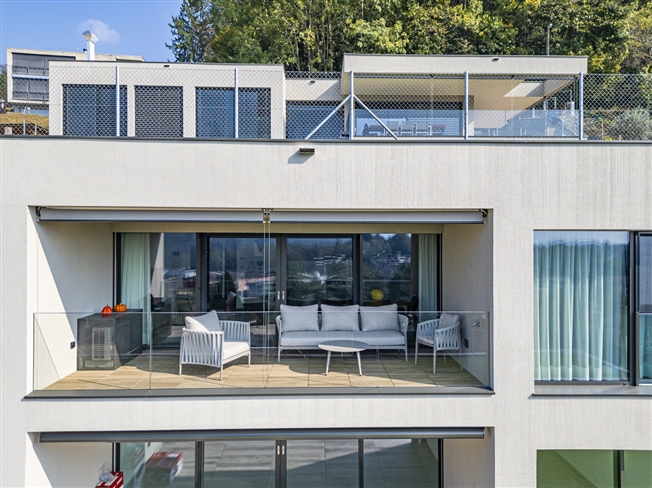 Geräumige 2,5-Zimmer-Wohnung mit eigenem Garten und Wellnessbereich -  Bild 8
