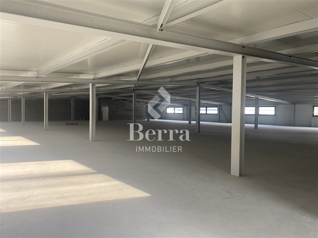 Neue Handels-/Industriehalle in Fully! -  Bild 2