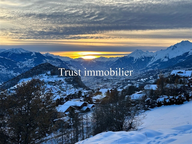6000.Panoramablick / Projekt Chalet zu verkaufen in Sergnou /Crans-Montana -  Bild 1