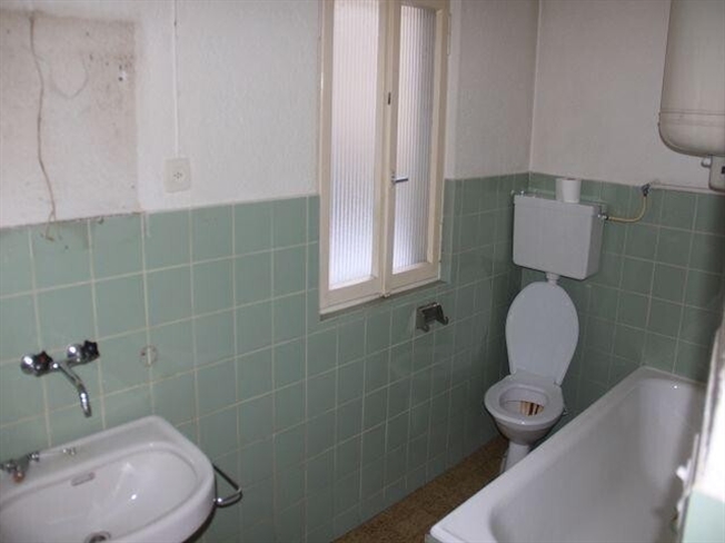 6 1/2-Zimmer-Hausteil mit Ladenlokal / 6 1/2-Zimmer-Haus mit einem Ladenlokal -  Bild 13