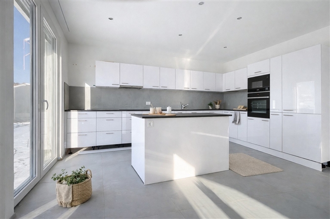 Prächtiges Penthouse mit 4,5 Zimmern und großer Terrasse -  Bild 2