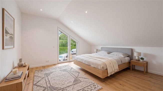 Außergewöhnliche neue, zeitgenössische Villa mit zwei eigenständigen Wohnungen -  Bild 5