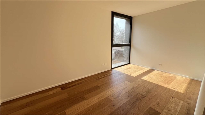 NEUE WOHNUNG MIT GARTEN IM RESERVIERTEN BEREICH -  Bild 9