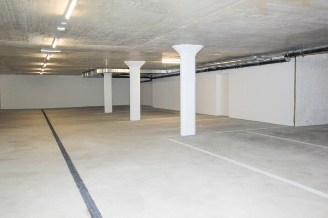 Einstellhallenplatz im Hinterkirch in Reinach -  Bild 2
