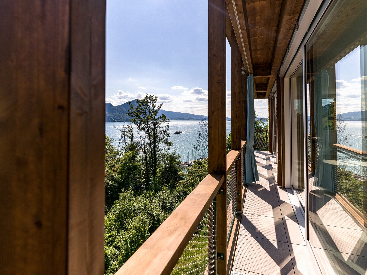 Exklusive 4.5-Zimmer-Attikawohnung in Vitznau – Wohnen mit Seeblick -  Bild 1