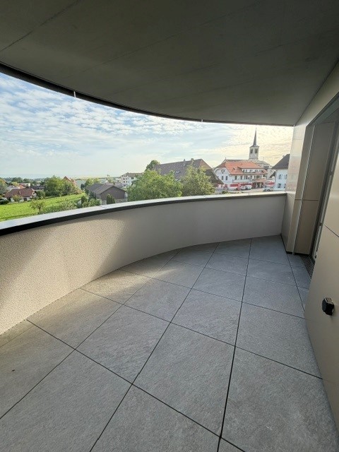 DIE LETZTE 4.5-ZIMMER WOHNUNG MIT 2 BALKONEN IM  KERN VON SCHMITTEN -  Bild 9